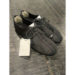 ZARA Sporty Lace-up Ballet Flats